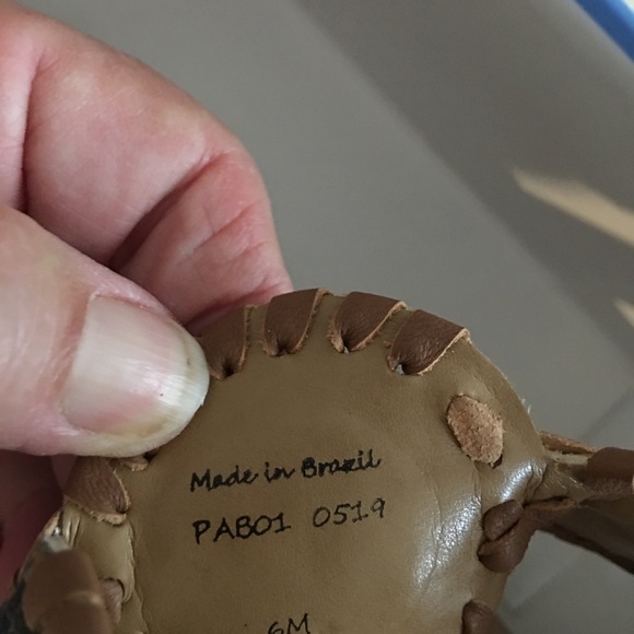 Shoes - Picture 5 of 5